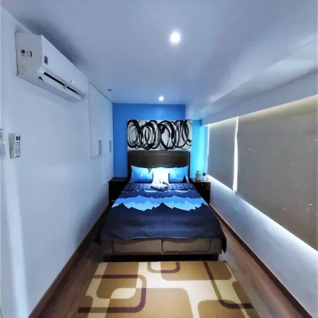 2 Bedroom Loft-Type Condo Fort Victoria