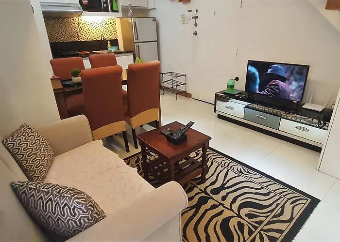 2 Bedroom Loft-type Victoria *